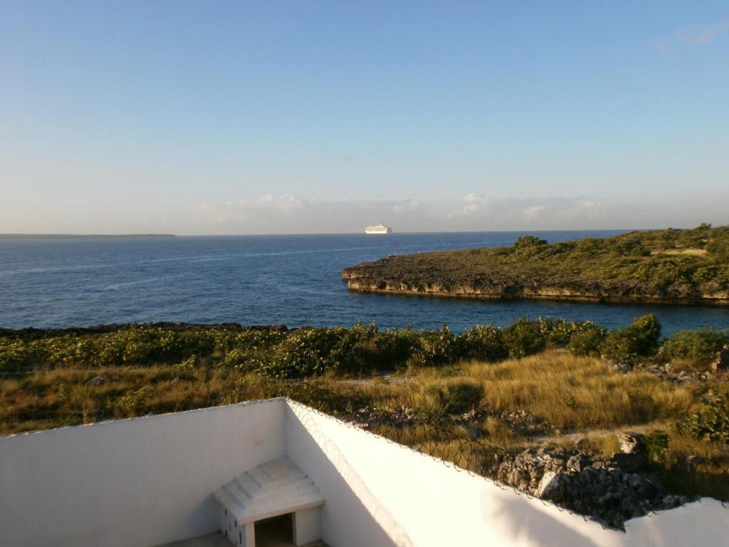 לה רומנה Guesthouse Villa La Isla מראה חיצוני תמונה